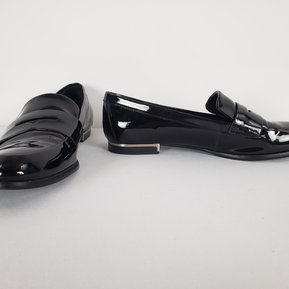 Calvin Klein Black Patent Leather Loafers Size 5.5 - Picture 2 of 6